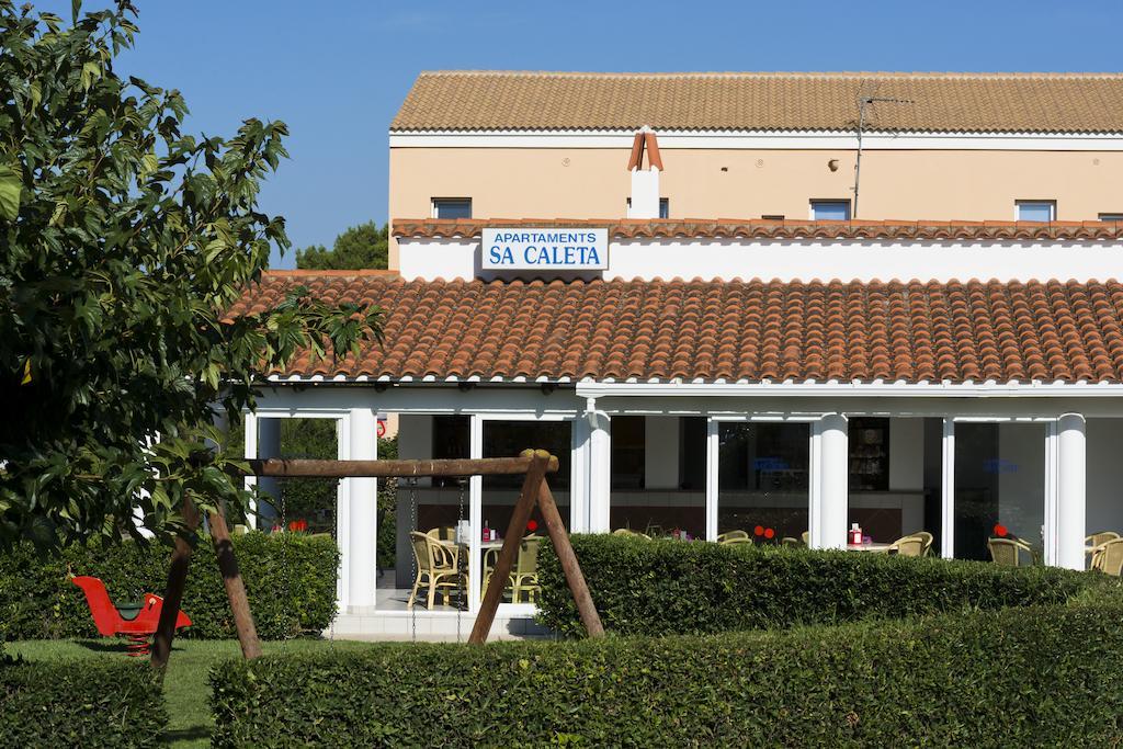 Apartamentos Sa Caleta Exteriör bild