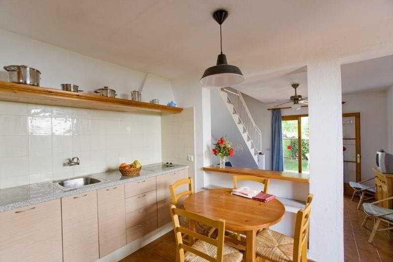 Apartamentos Sa Caleta Exteriör bild