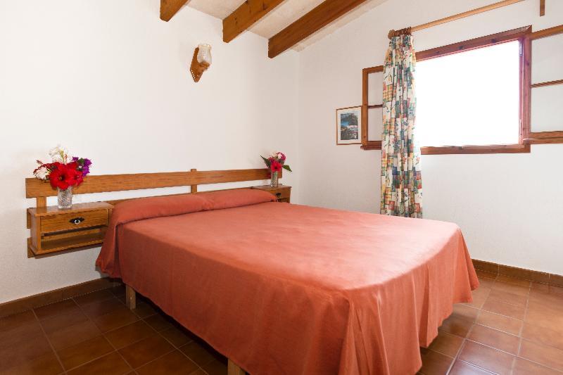 Apartamentos Sa Caleta Exteriör bild